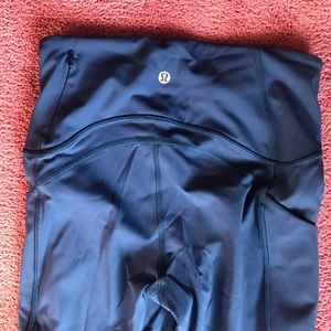 Lululemon Capri workout pants